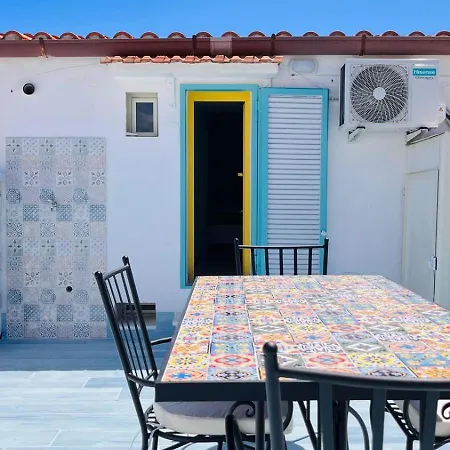 Rooftop - Sea View Near Pizzomunno - Free Private Parking * Vieste