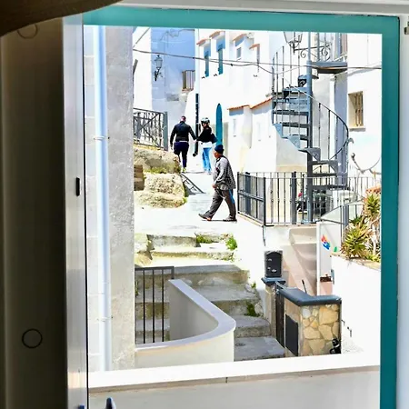 Rooftop - Sea View Near Pizzomunno - Free Private Parking * Vieste